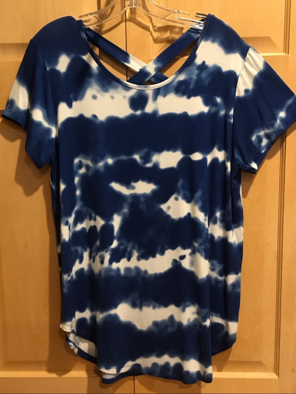 New Shiela Rose Women's Blue Tie-Dye Short Sleeve Top